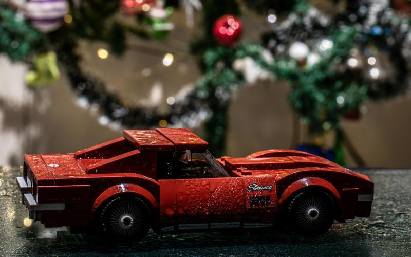 Holiday toys
