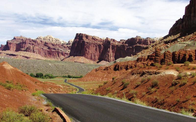Scenic Drive in Capitol Reef NP lives up to its name in spectacular fashion.