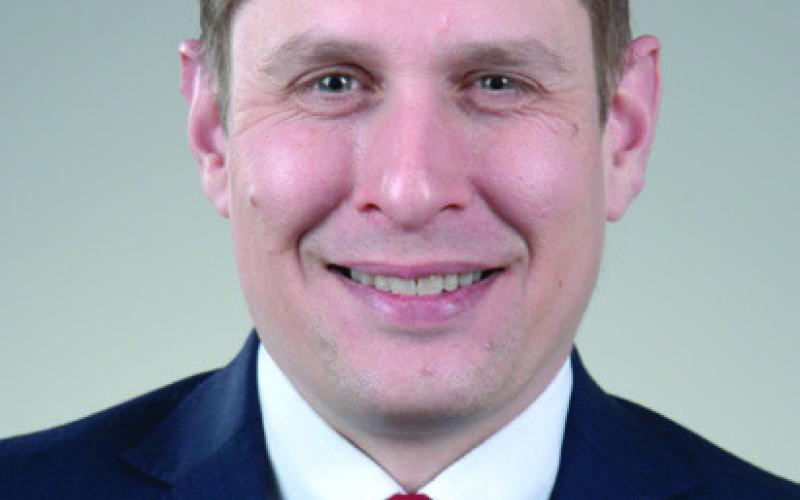 Dr. Alastair Hoyt