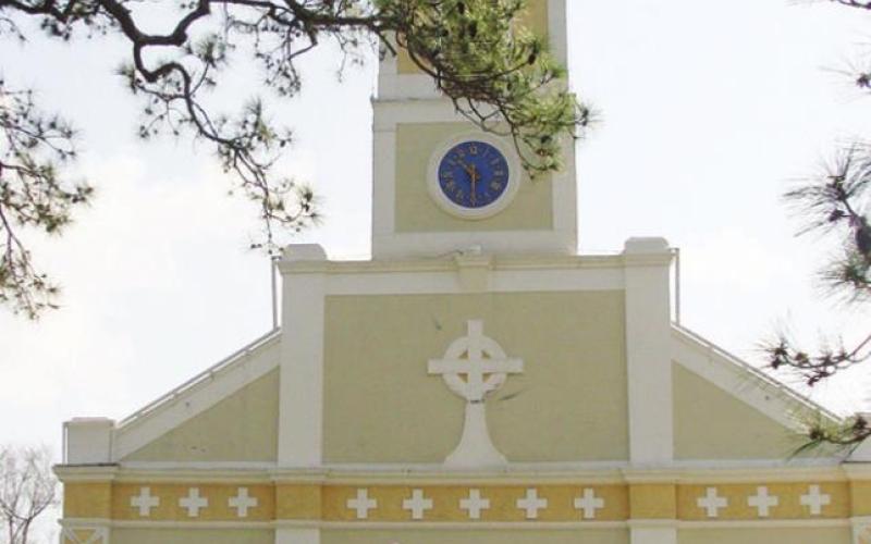 St. Martin de Tours, founded in 1765, is still an active parish. It is said to have been well maintained but never restored or renovated. (Did notice electric lights, though.)