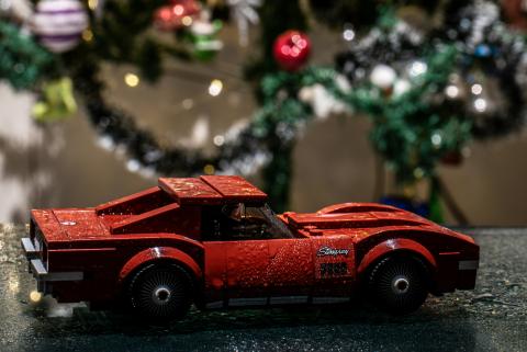 Holiday toys