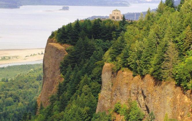 Vista House sits on Crown Point with amazing views up and down the Columbia River Gorge.