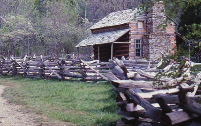 Square cut logs indicate that this cabin was built after the arrival of sawmills in the Cove.