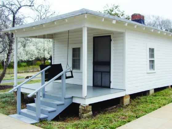 Elvis’s modest boyhood home is just a couple miles off the Trace. Nearby is the church where he learned to sing gospel melodies later performed in concert.